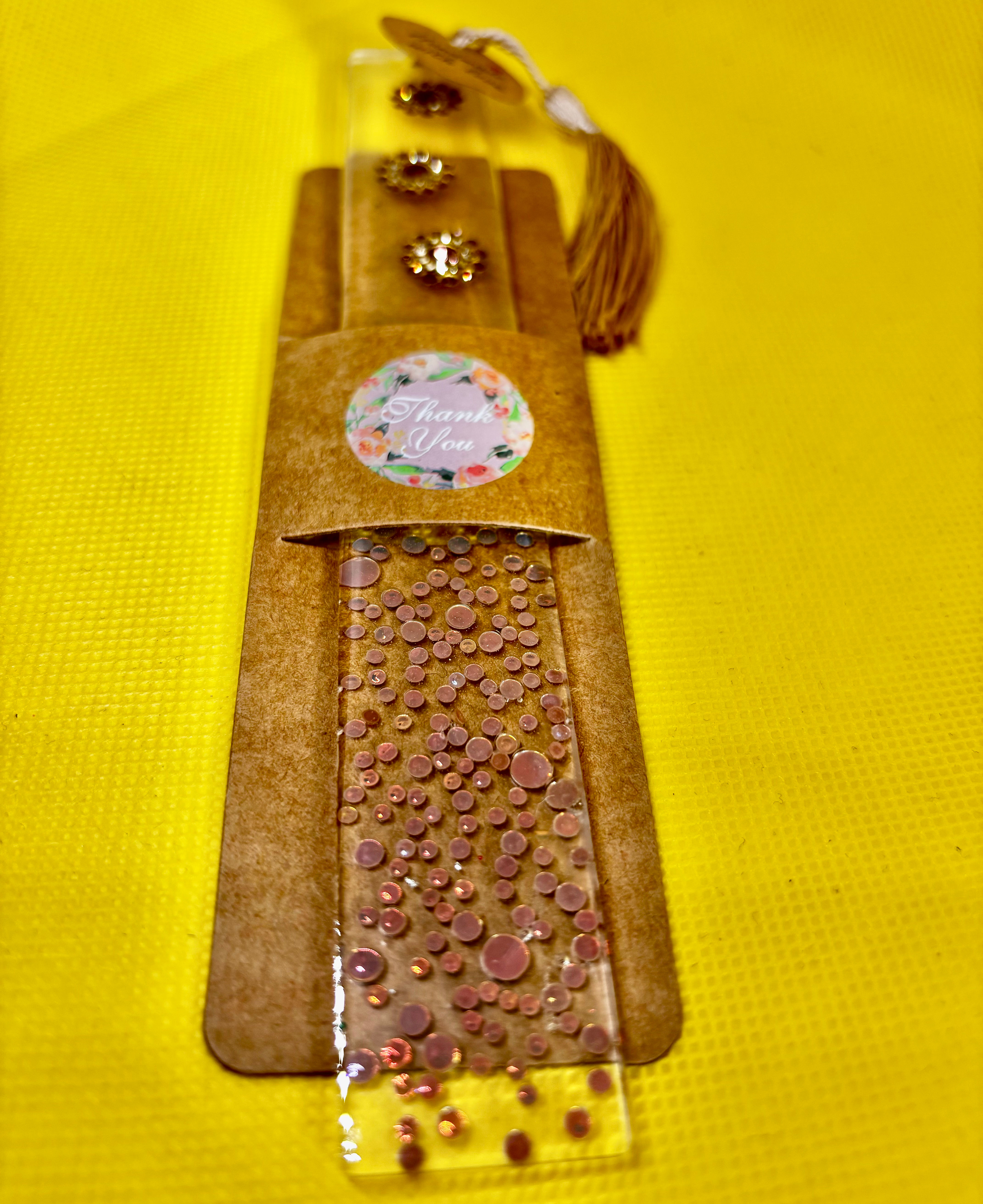 Marque page bijoux rose