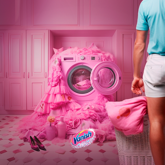 Vanish_Barbie1080x1080 new stain Kopie.png