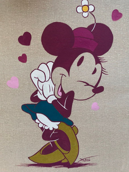 Version de Minnie con corazones.