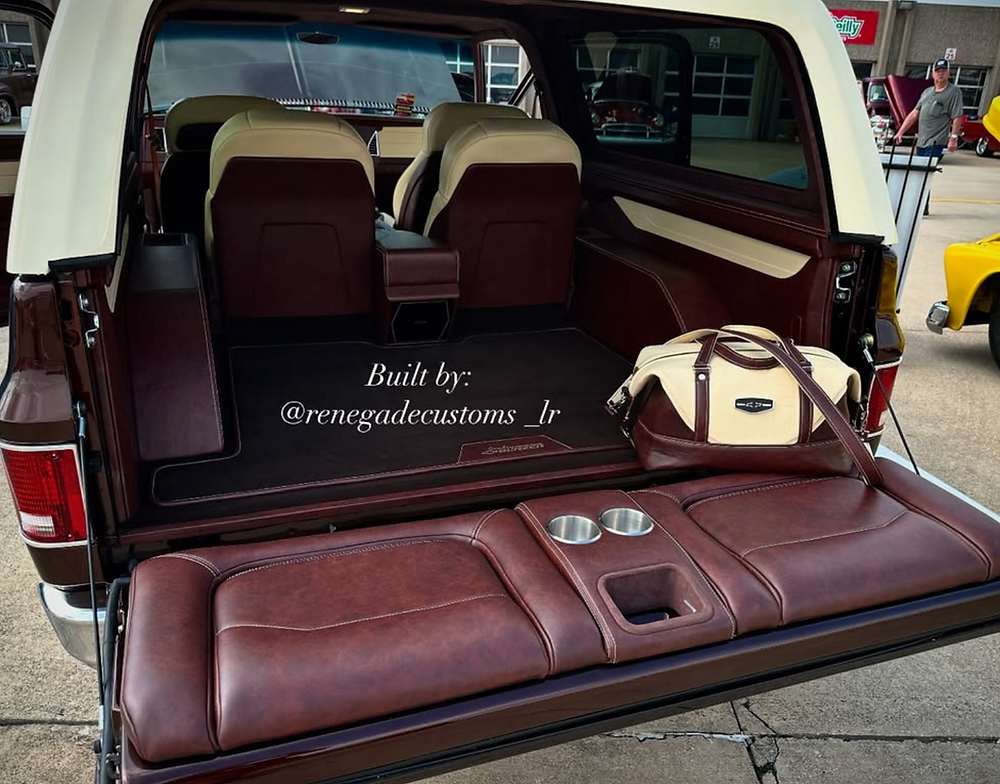 Custom 1977 Blazer interior, built by Renegade Customs Jr.
