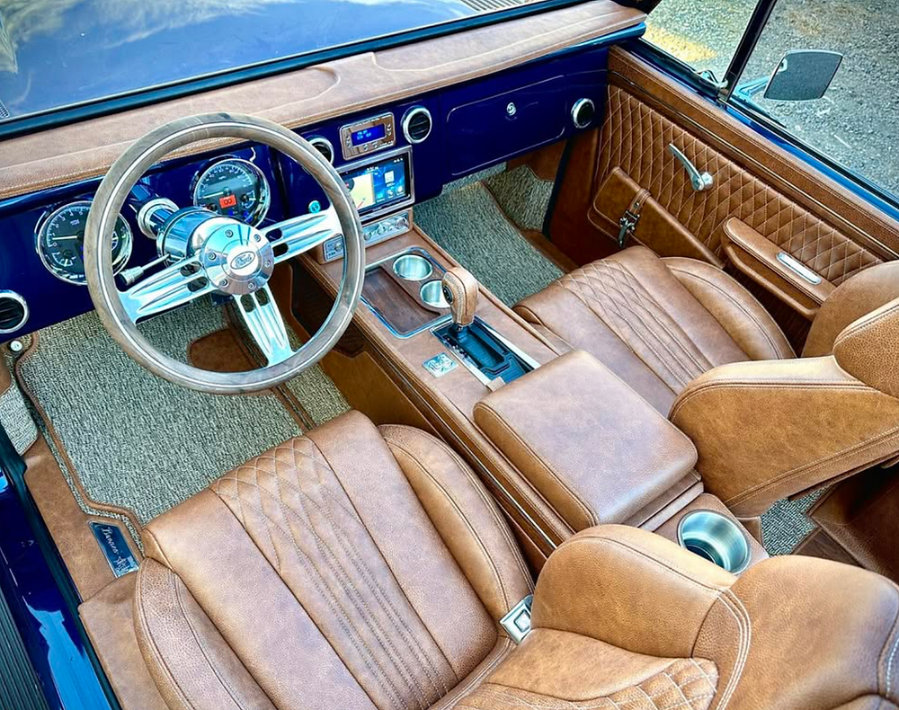 Custom brown leather interior of 1977 Bronco