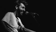 L’indie folk à fleur de peau : Leif Vollebekk au Palais Montcalm