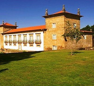 SOLARES OF PORTUGAL.jpg