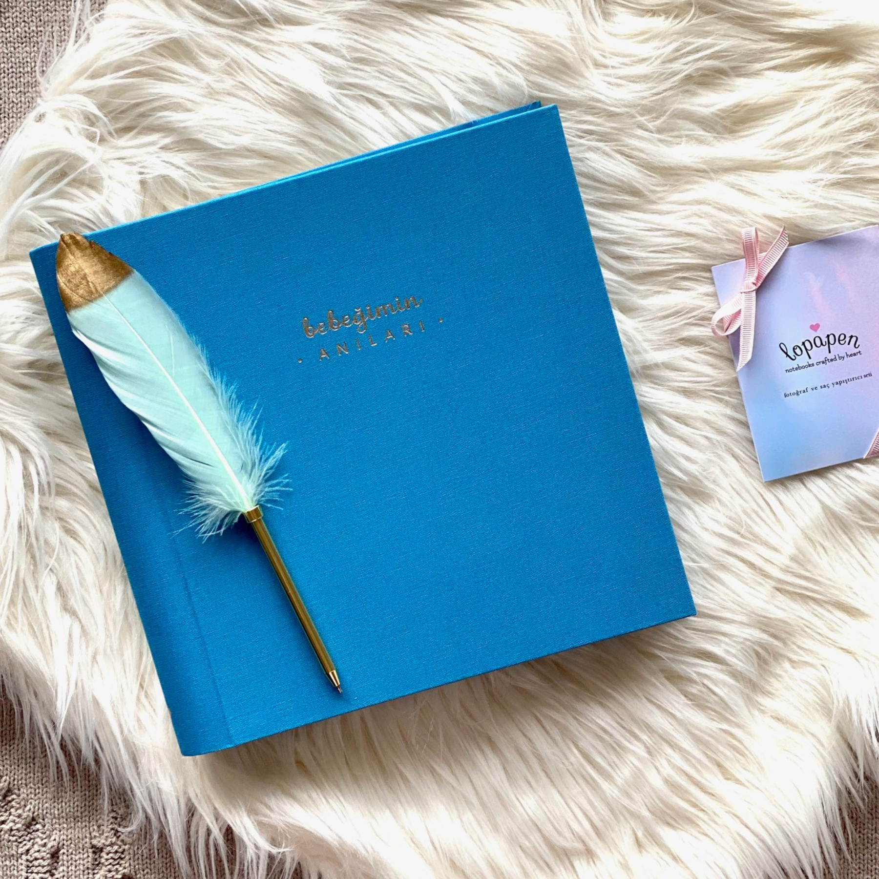 Bebek Hediye Seti: Mavi Bebek Anı Defteri, Kalem & Fotoğraf Yapıştırıcısı
