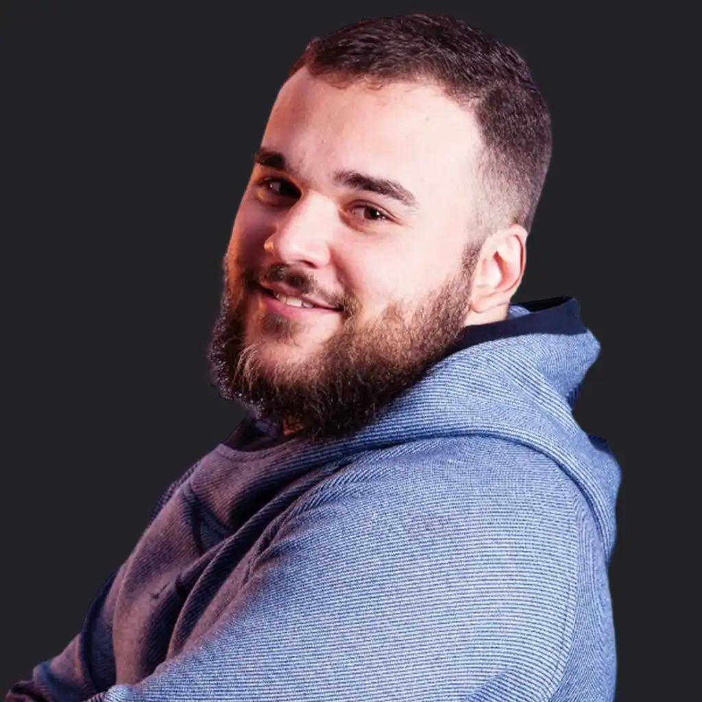 Foto de Juan Olea, fundador de Kreaktivate y Lead Artist