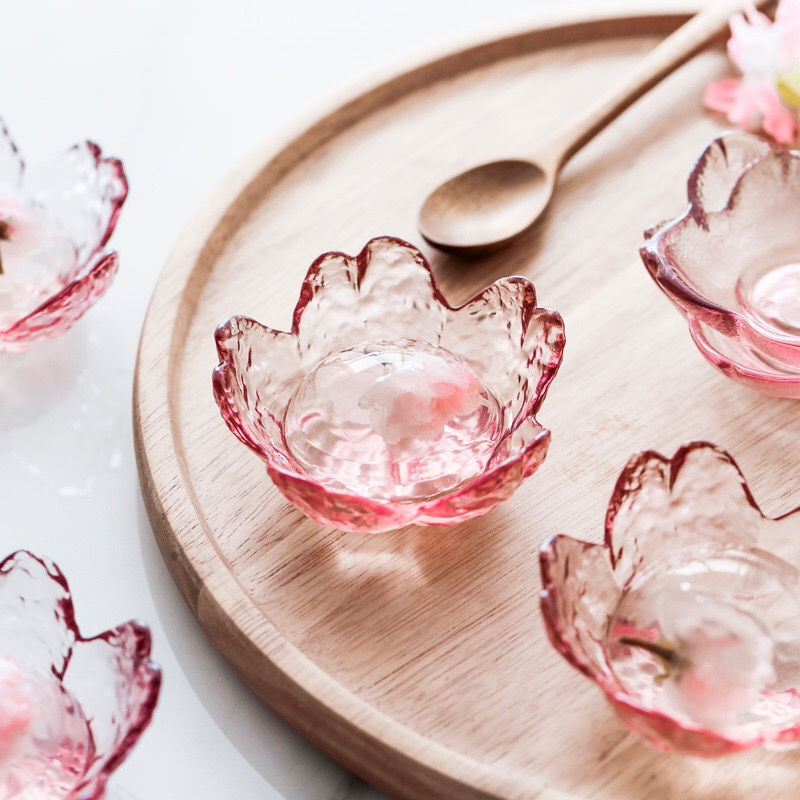 Glass dish