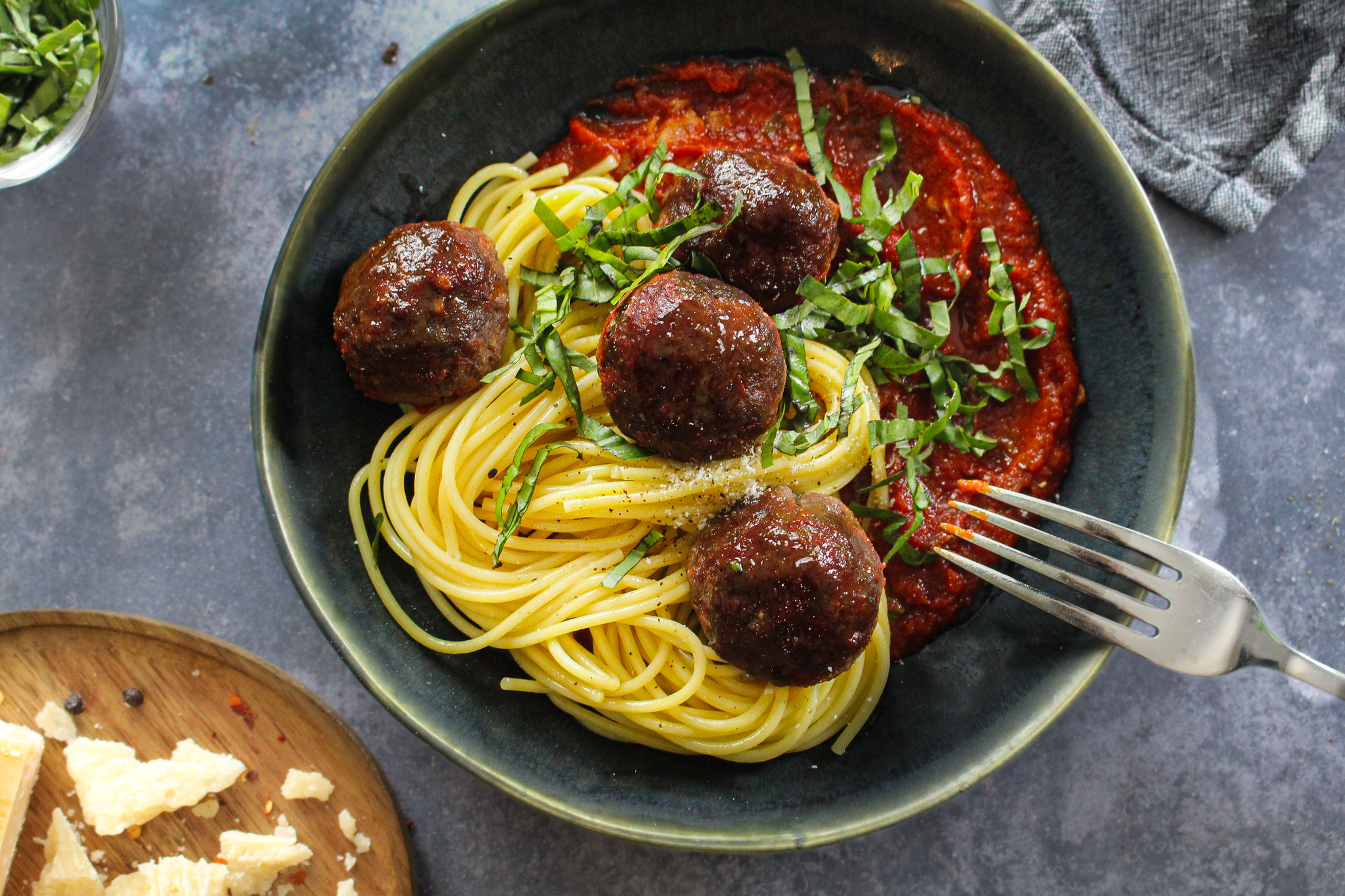 WESTANGUS BEEF MEATBALLS (MEDITERRANEAN)