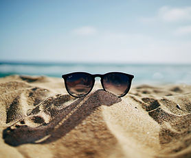 Holiday Mode (Present Continuous)