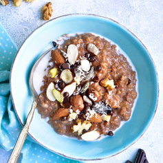 Raw Cacao Cinnamon Spiced Overnight Oats Recipe