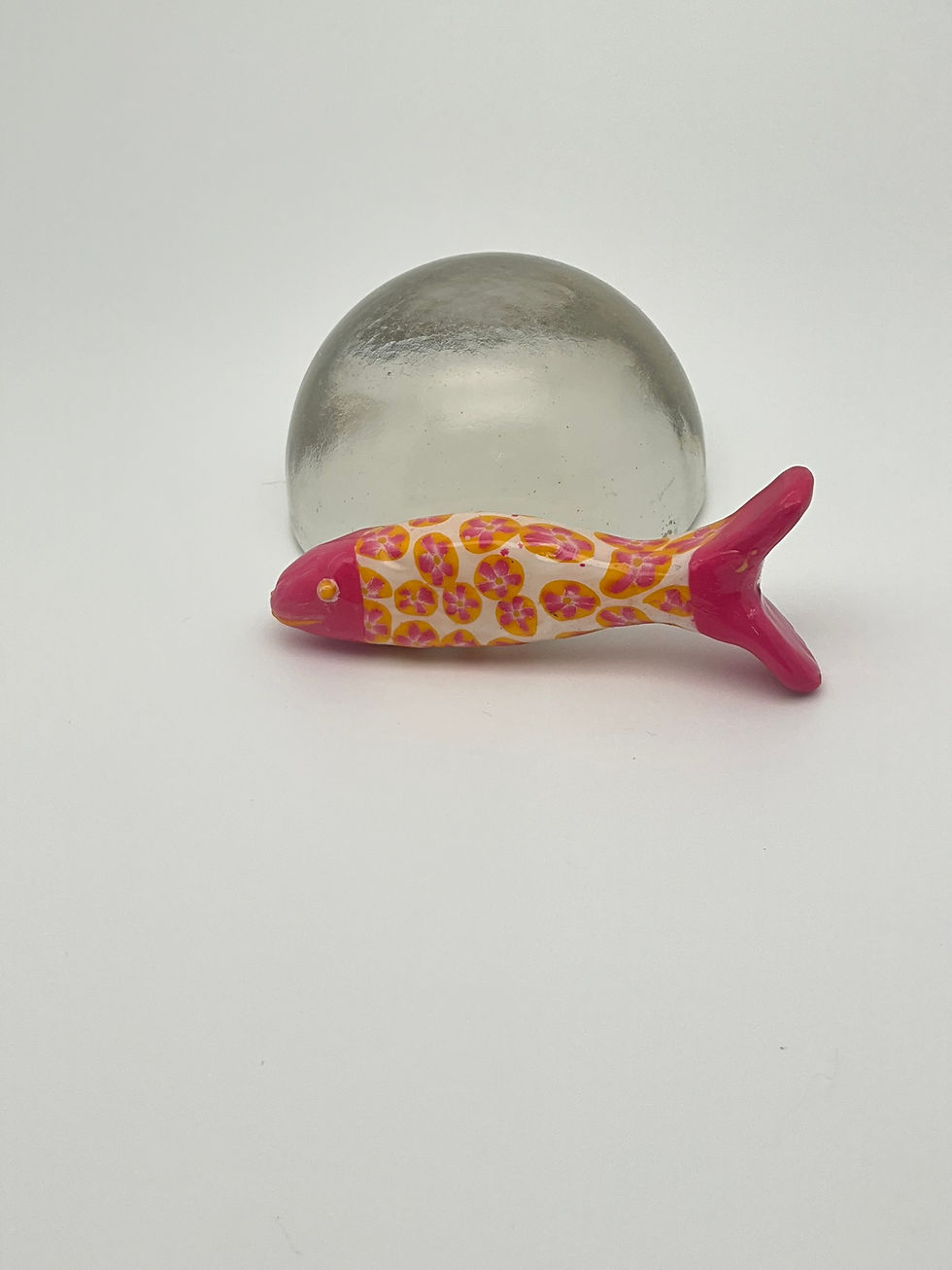 Simpática pieza ideal para decoraciones festivas, pez magneto