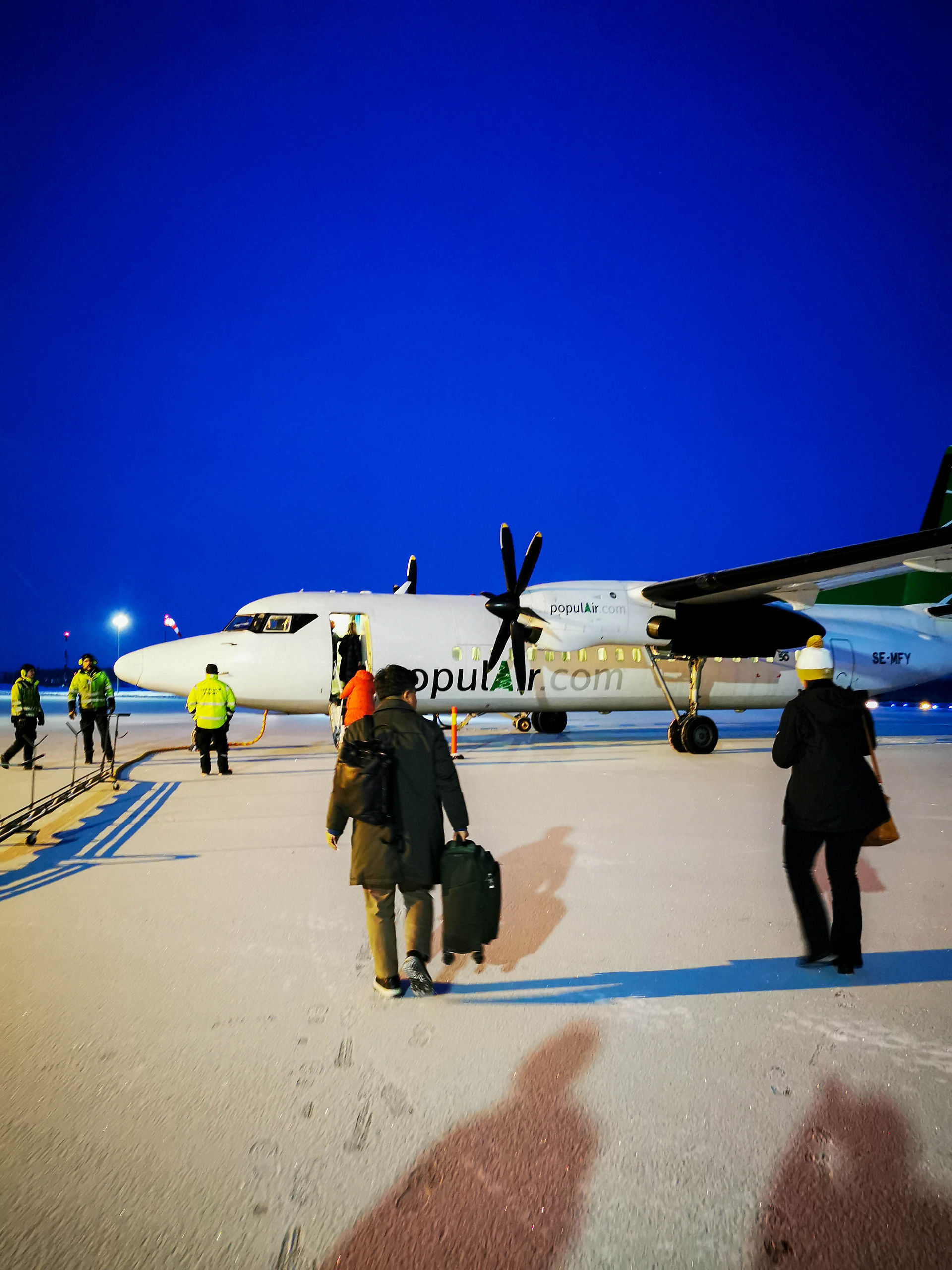 kliva på flyg