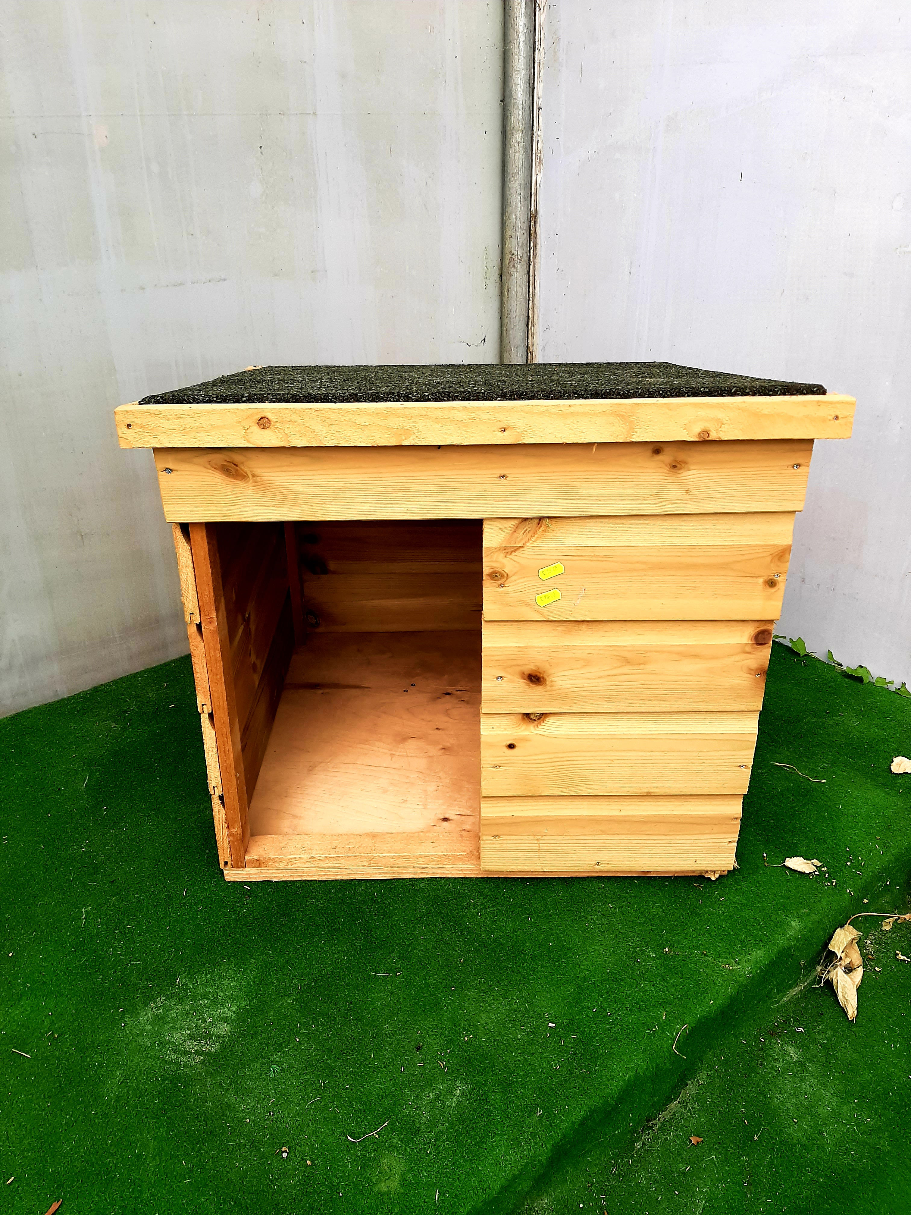 Small Dog Kennel 