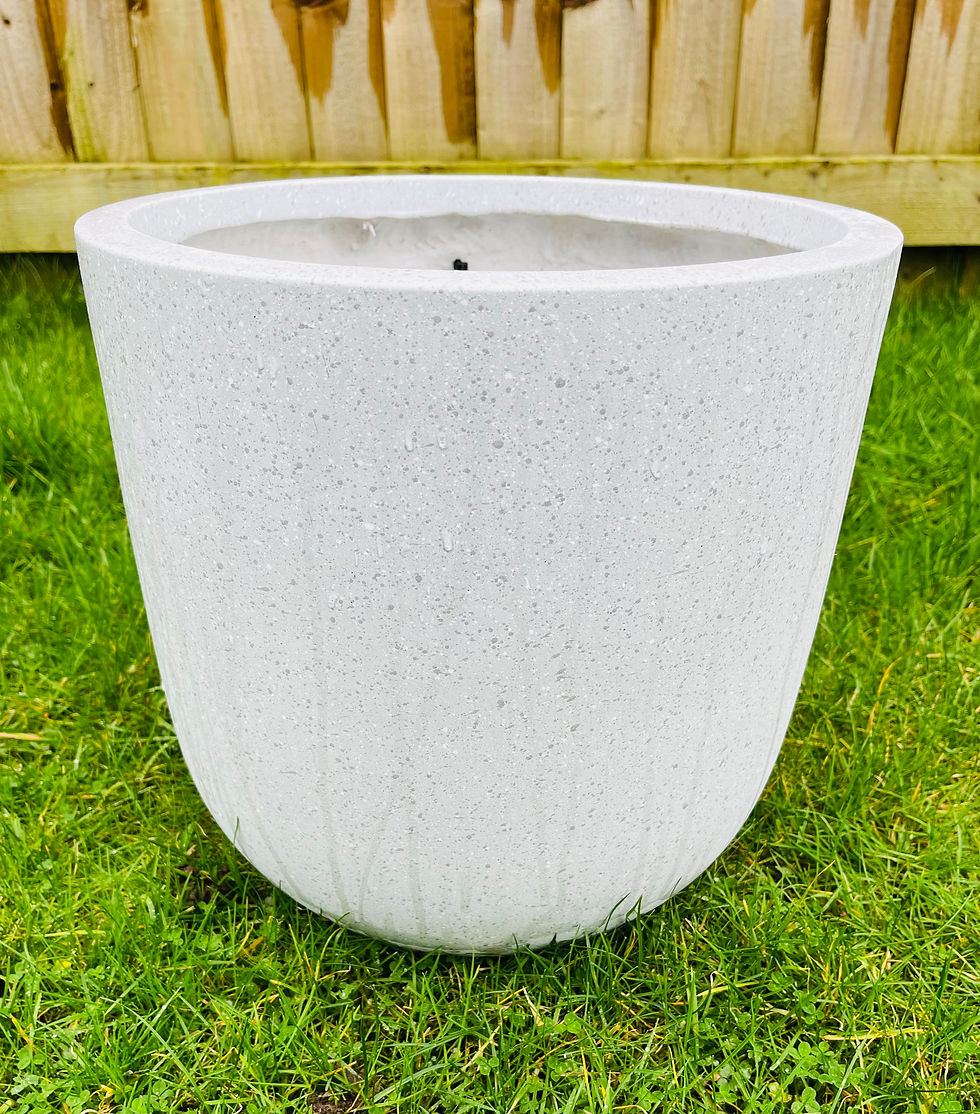 Thumbnail: Granito Composite Egg Pot