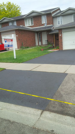 Kitchener Driveway Sealing After