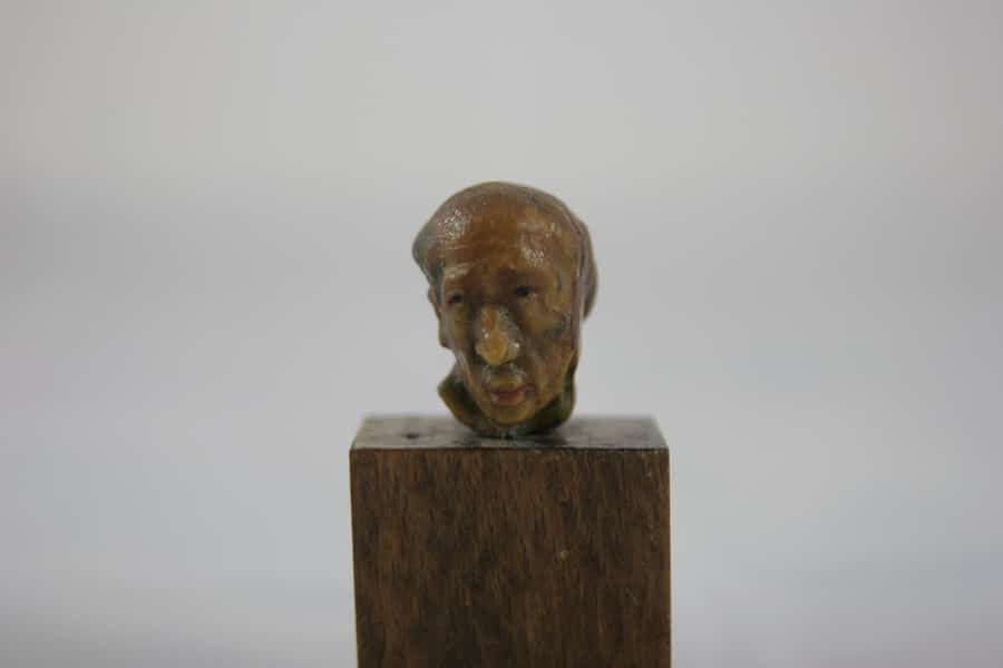 Sacha Zaliouk. Tête d’homme. Sculpture en bois.