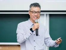 European Math Prize winner joins Fields Medalist Ngo Bao Chau in initiative to curb Vietnam brain drain