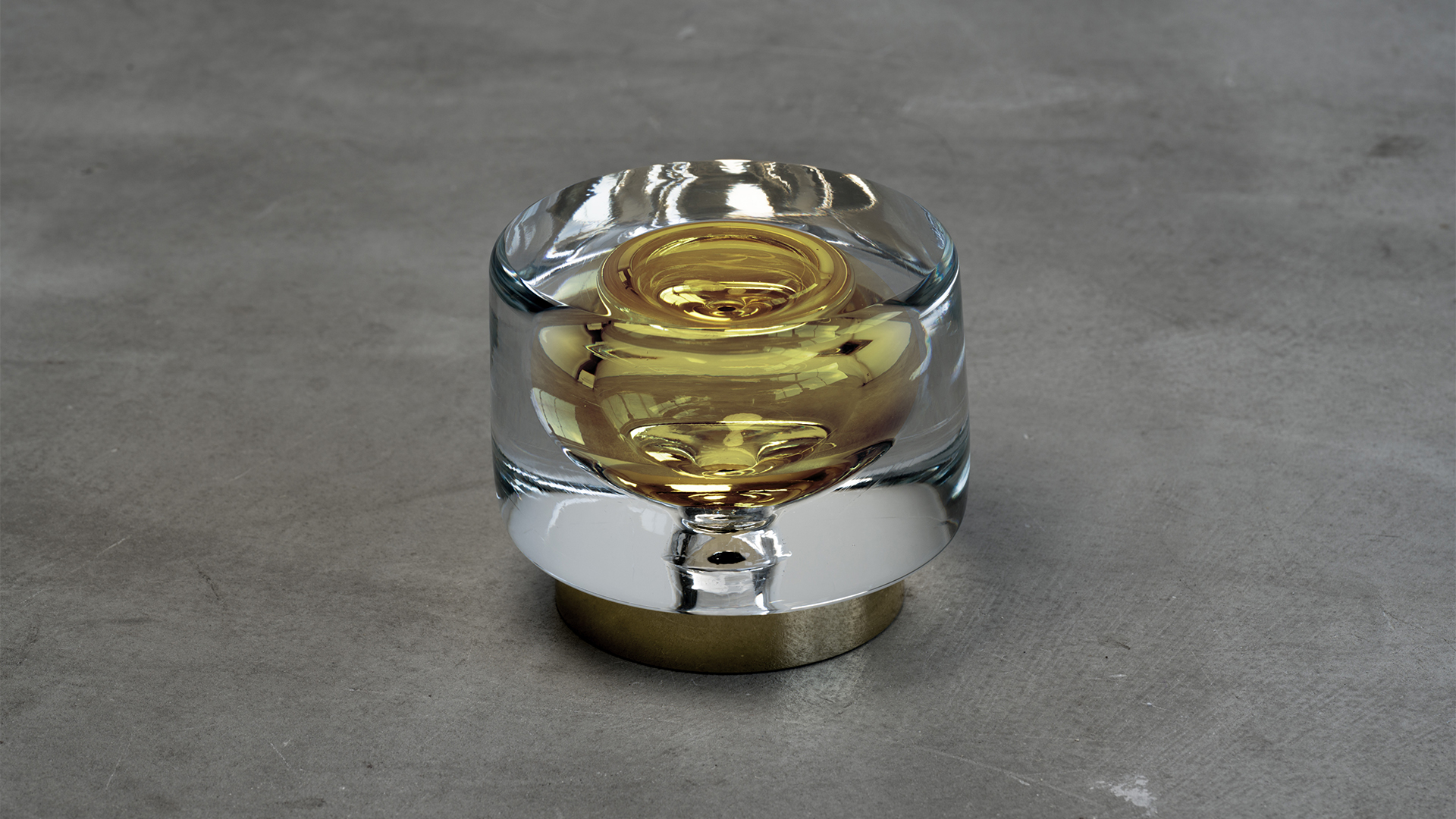 Atsushi Shindo HONEY lighting object, glass and brass