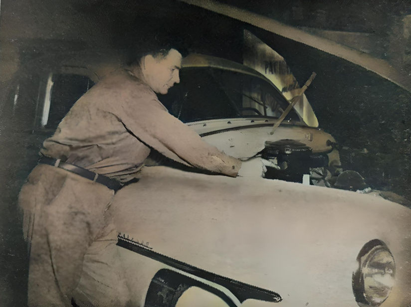 Hutton's Packard Service