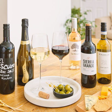 Vino Coco Wine Gift Sets - choose from Red Wine Gift Sets, White Wine Gifts sets or a Mixed case of 6 Wines including Prosecco