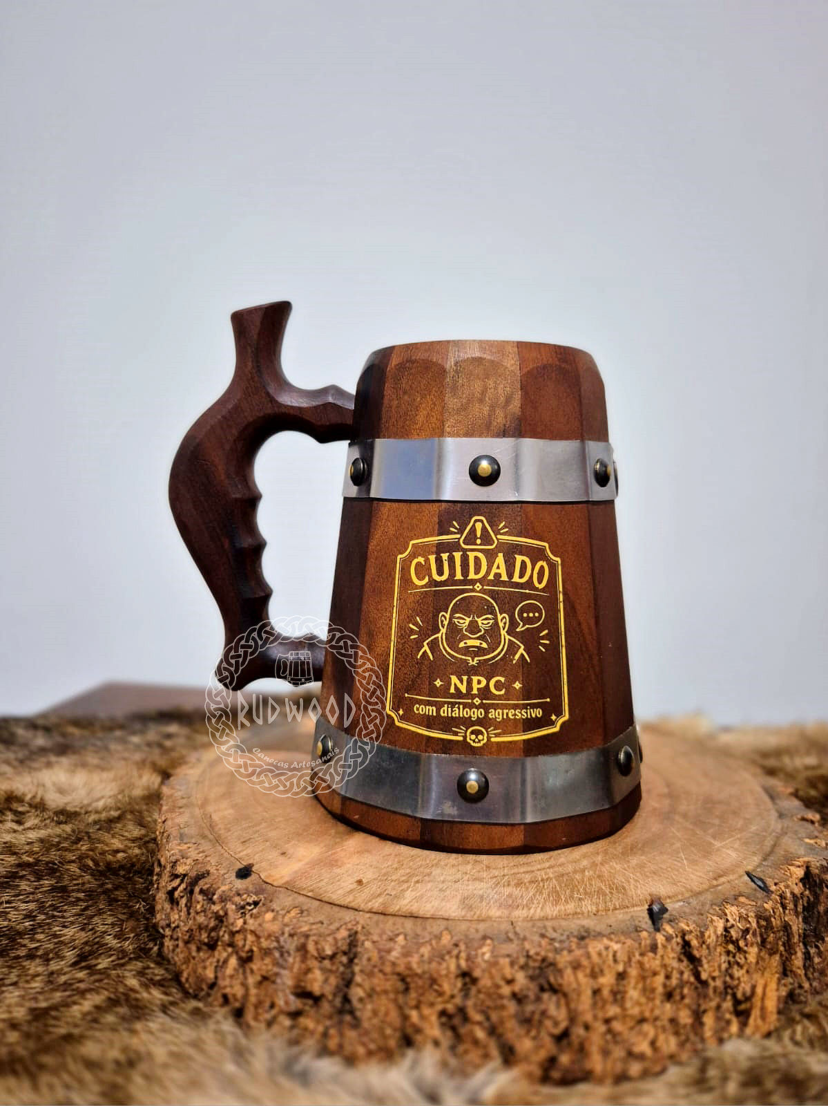Caneca em Imbuia 500 ml - Cuidado NPC
