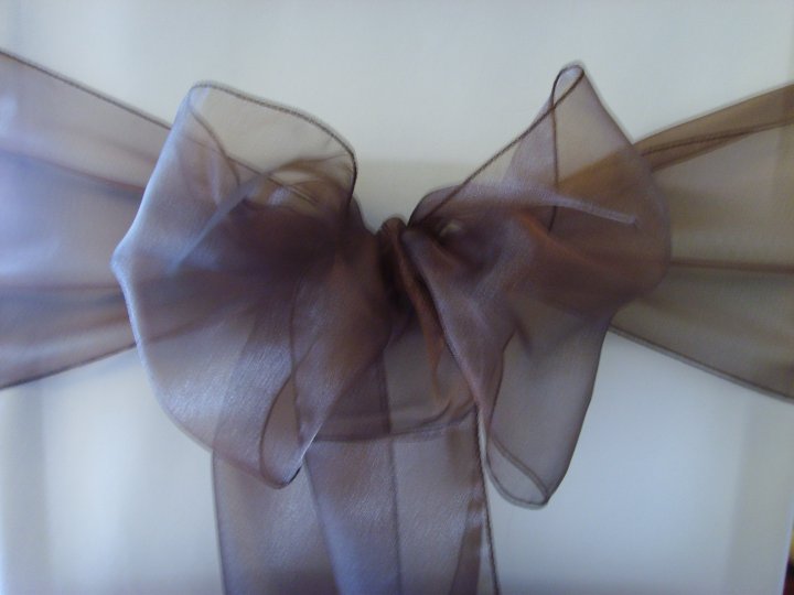 DARK BROWN