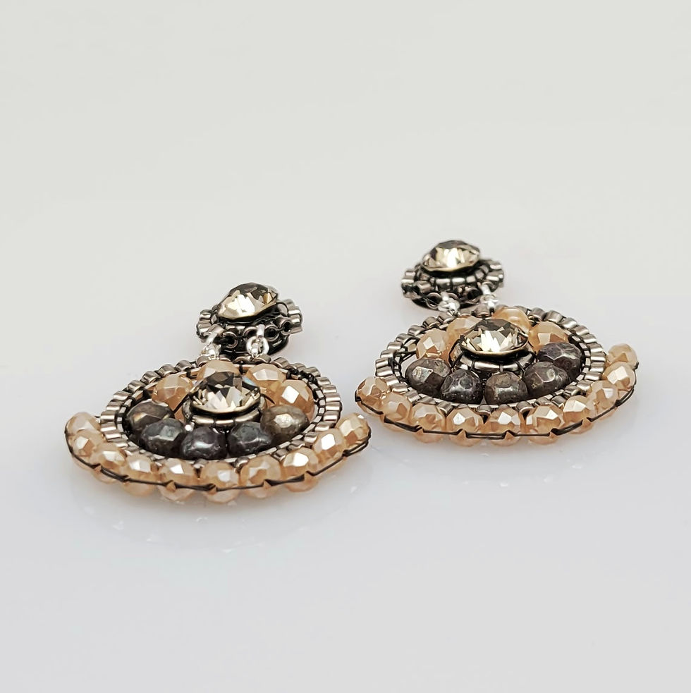 Miniaturbild: Ohrringe Aicha Mini, beige