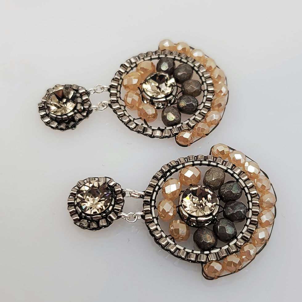 Miniaturbild: Ohrringe Aicha Mini, beige