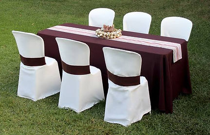 mesa y silla decorada.jpg