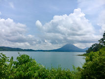 Laguna y Volcán Arenal