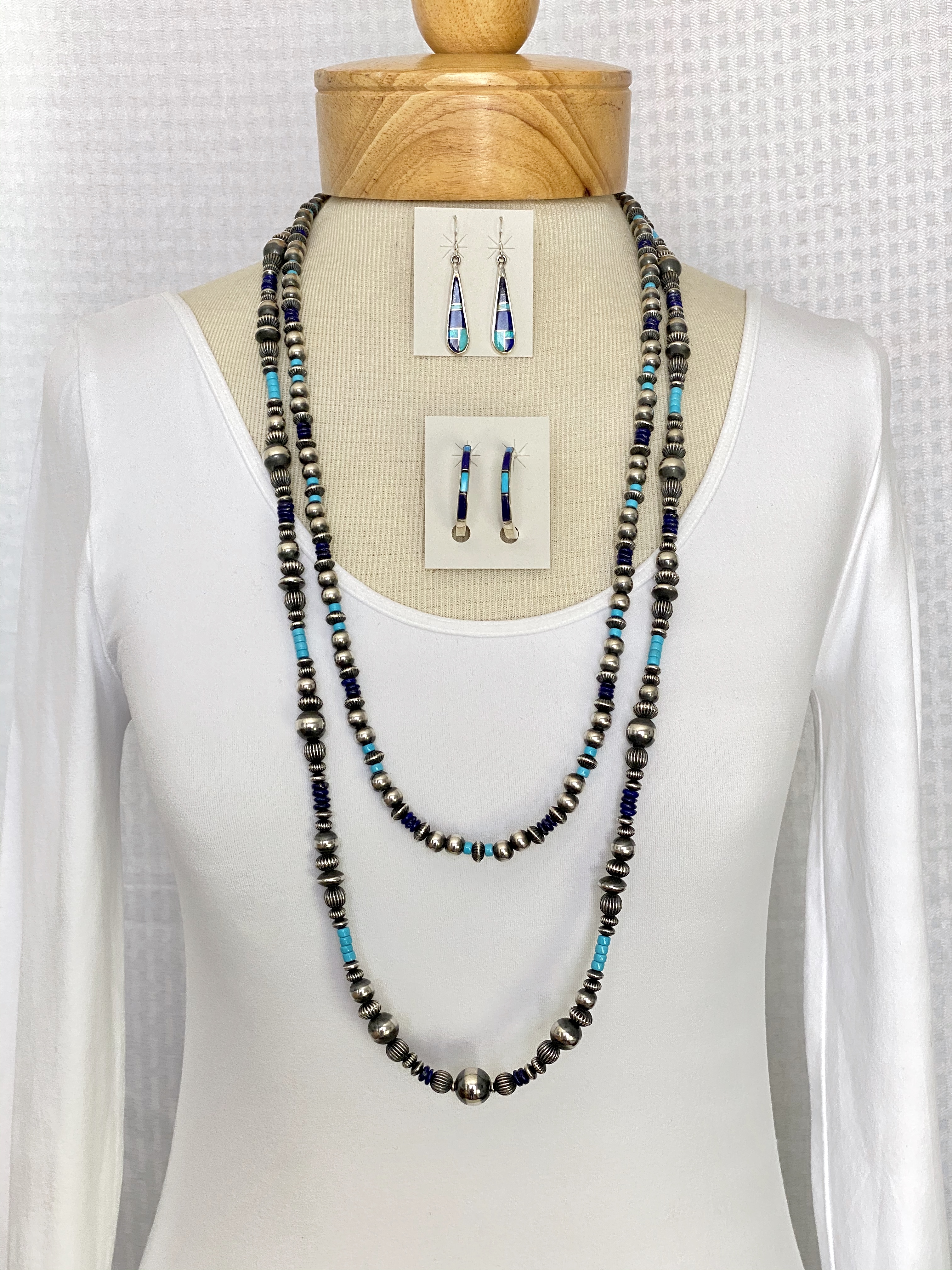 Silver bead gemstone necklace