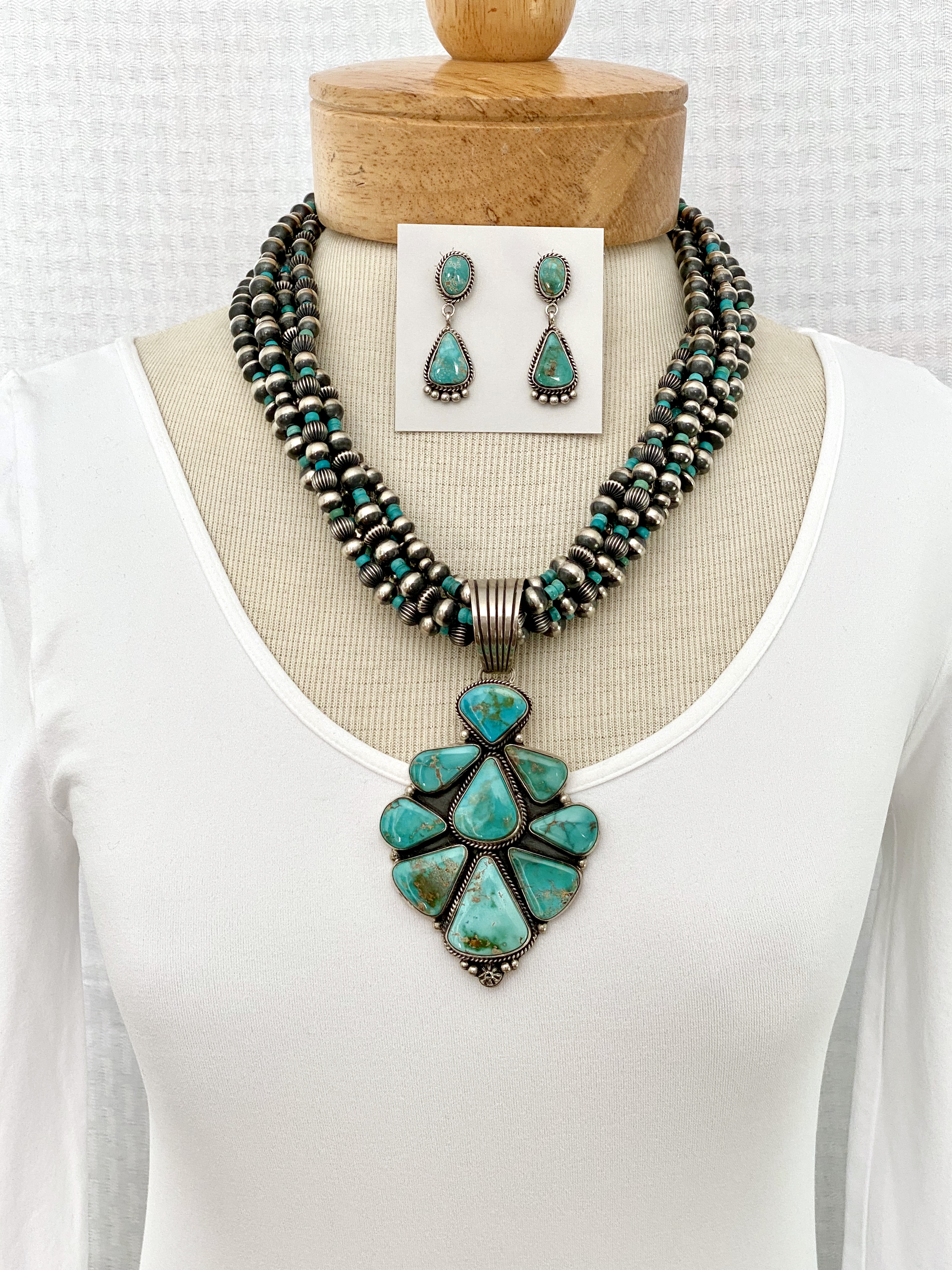 Multistrand turquoise