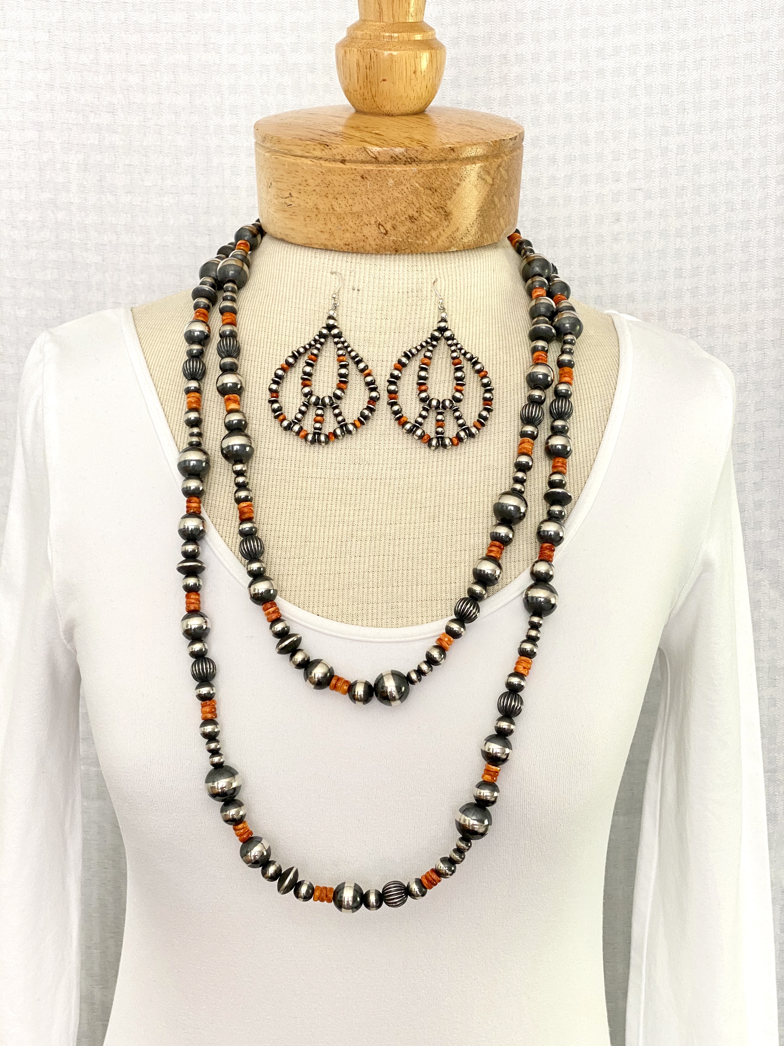 Silver bead gemstone necklace