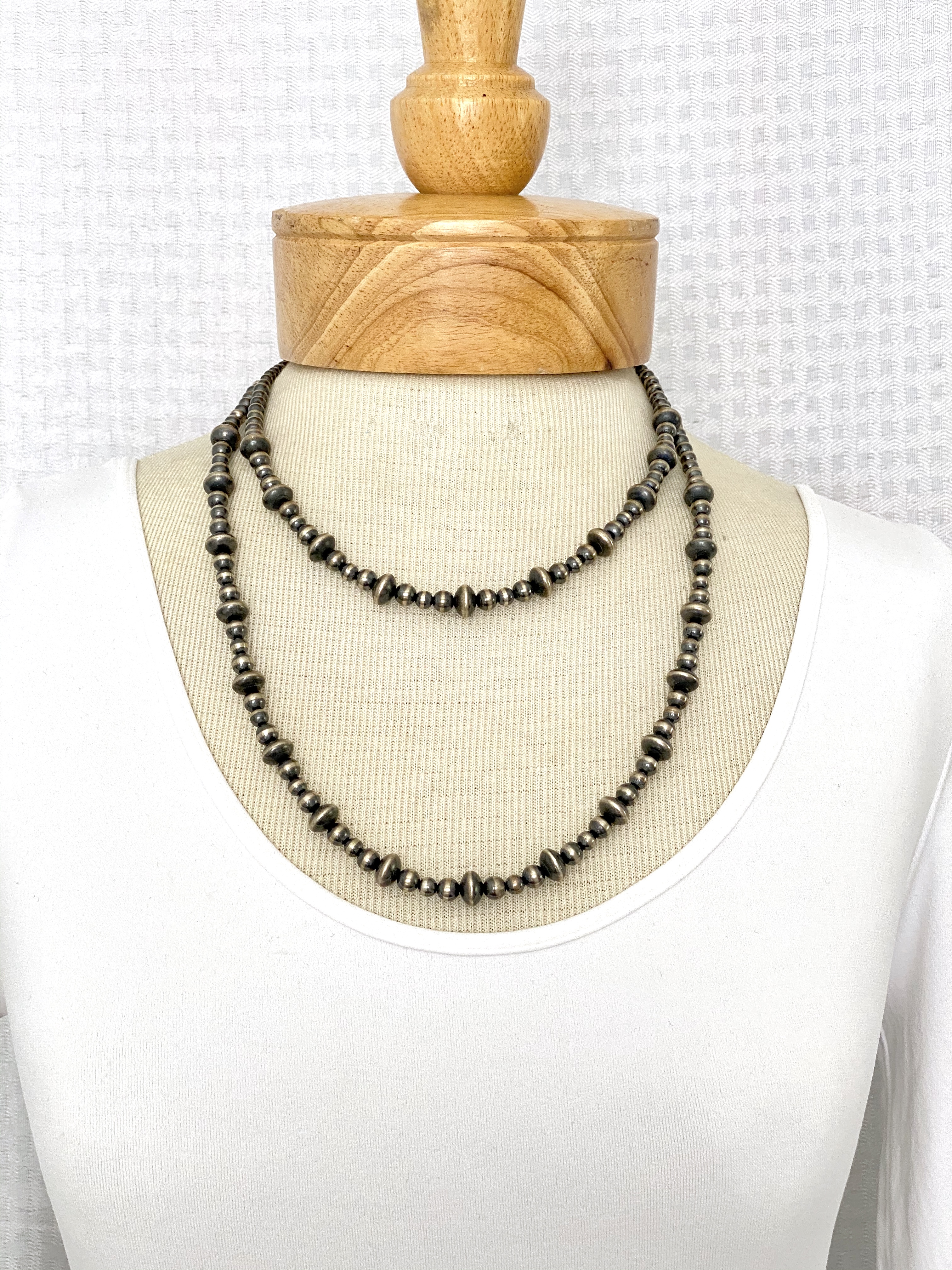 Silver mixed bead