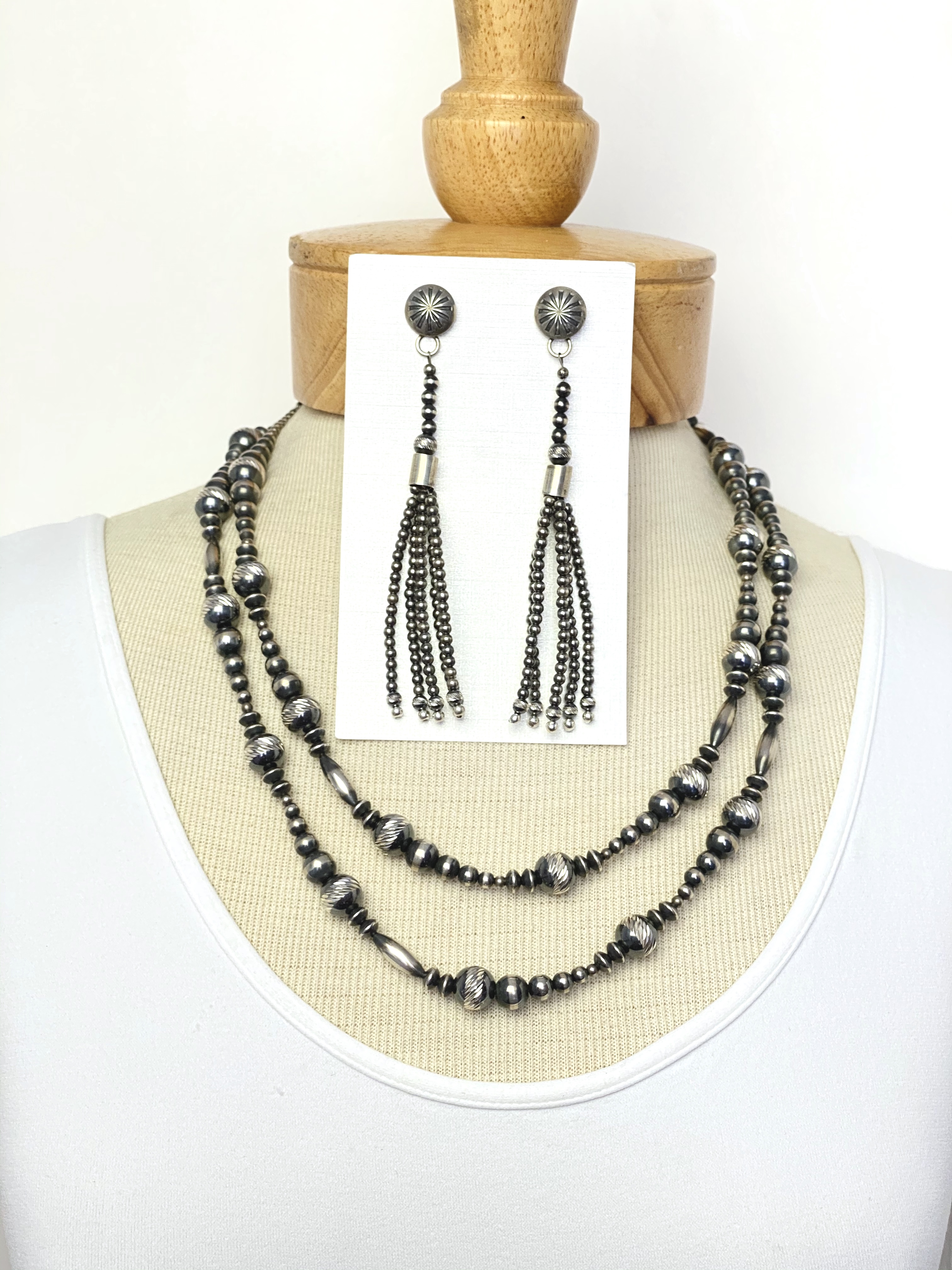 Diamond cut silver bead necklace