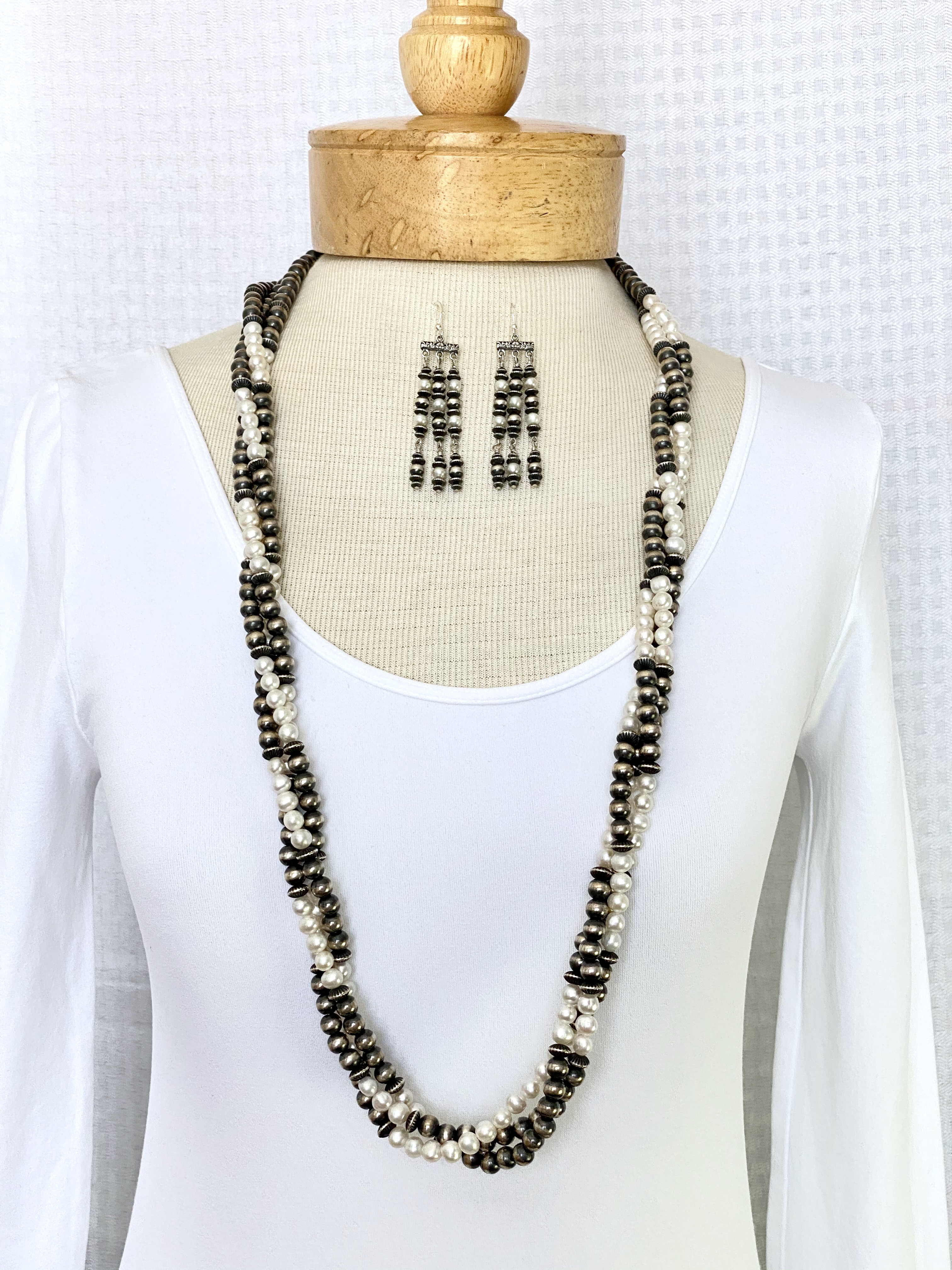Twisted Freshwater pearls