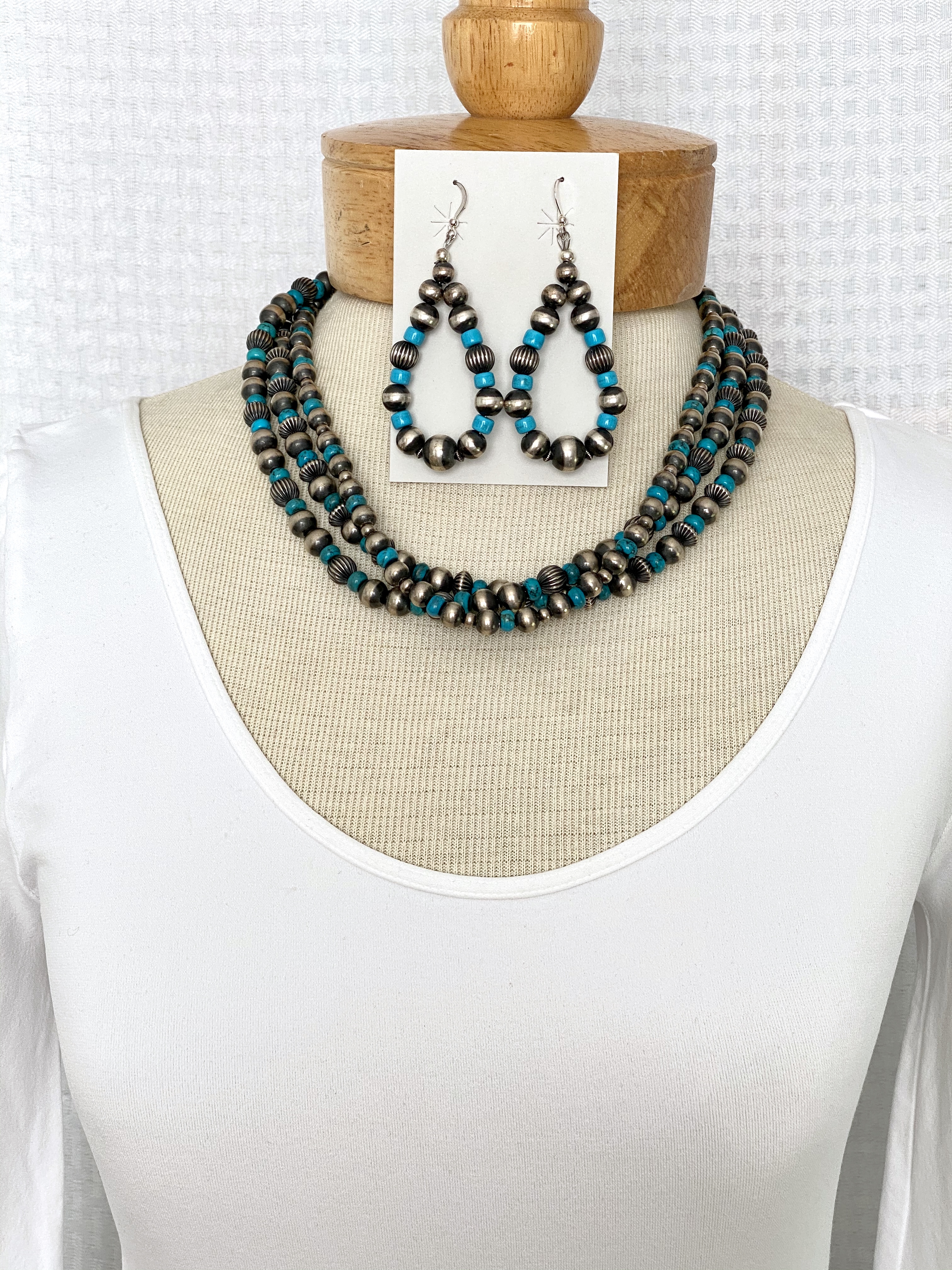Multistrand turquoise