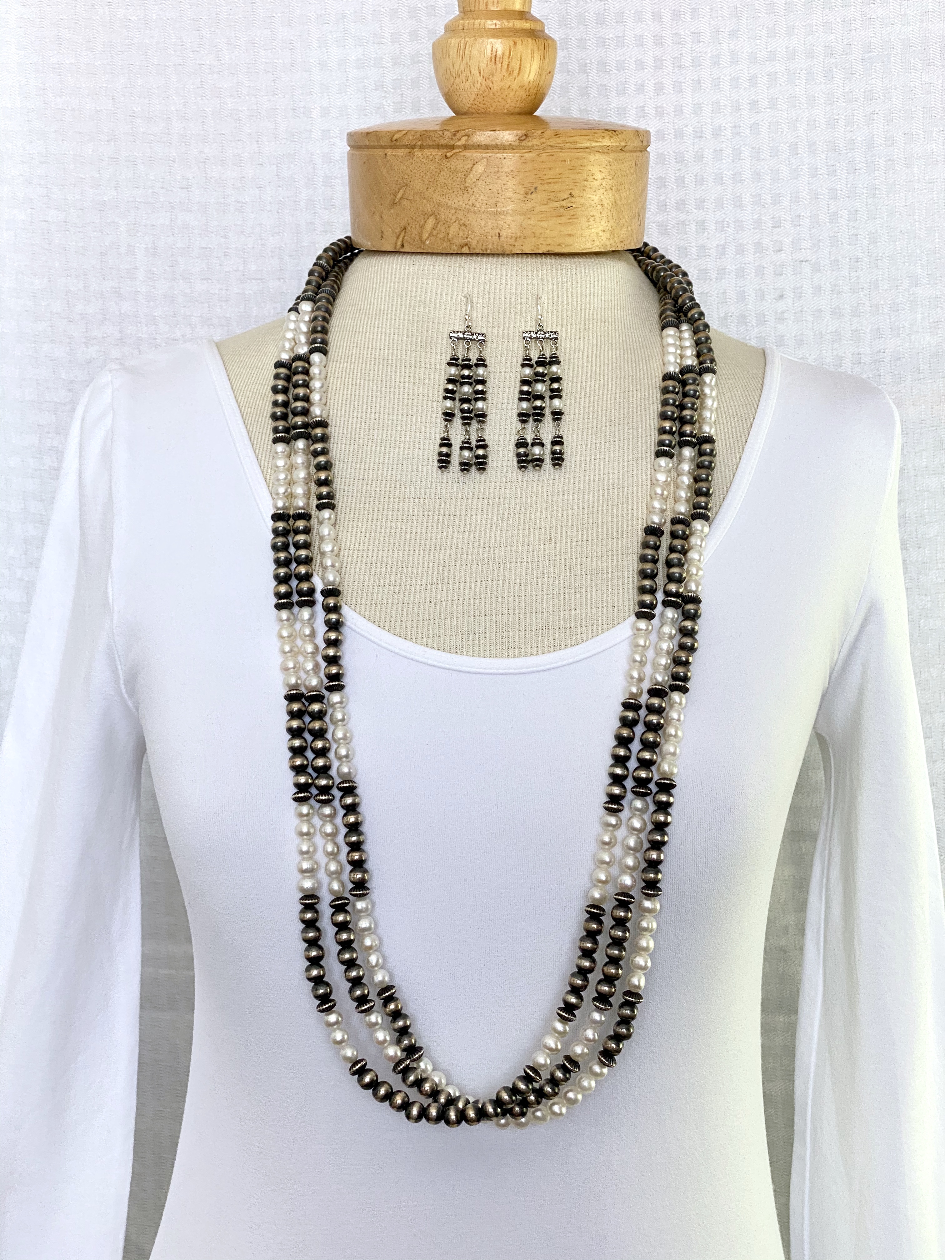 Multistrand Freshwater pearl