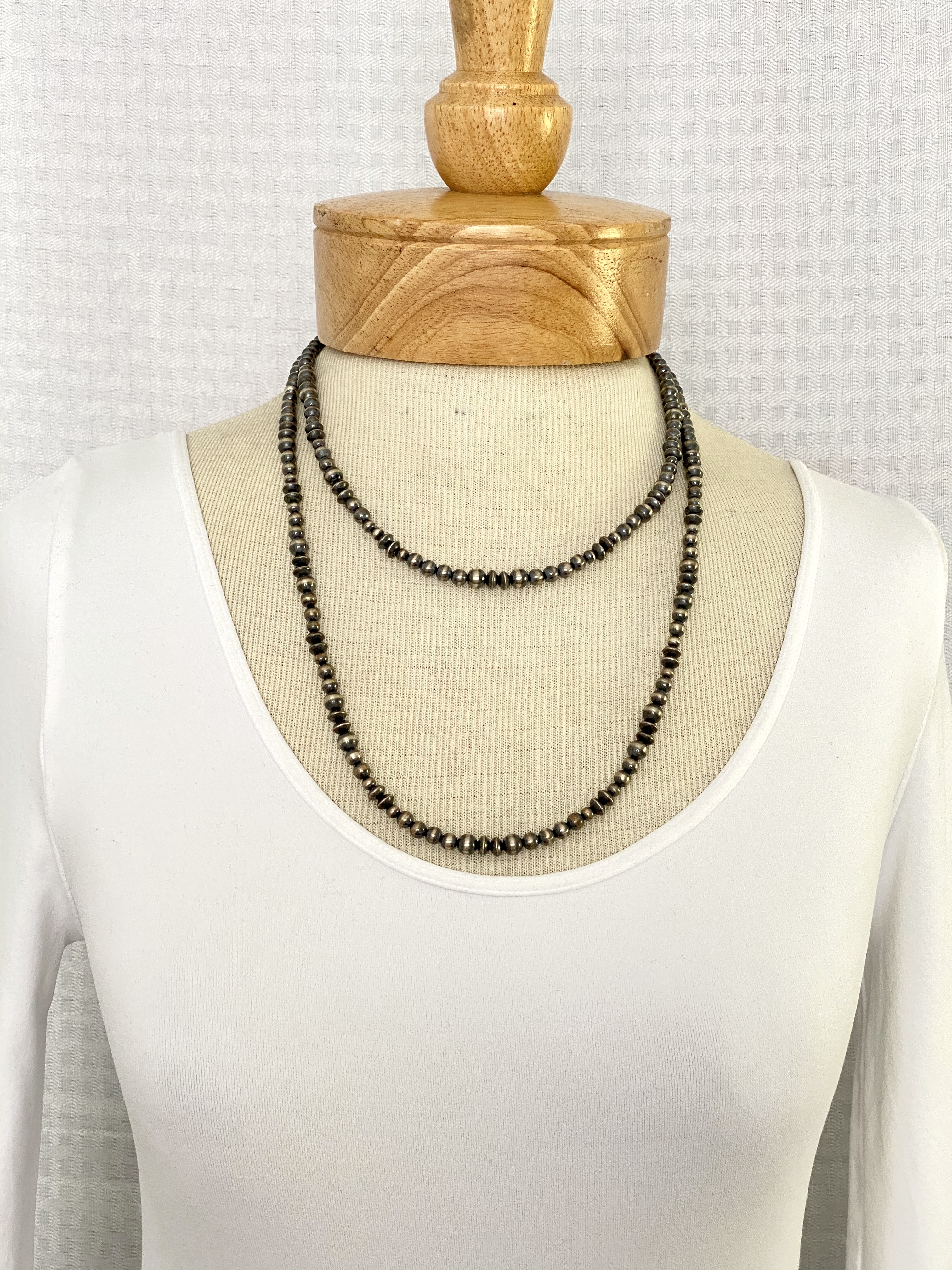 Silver mixed bead