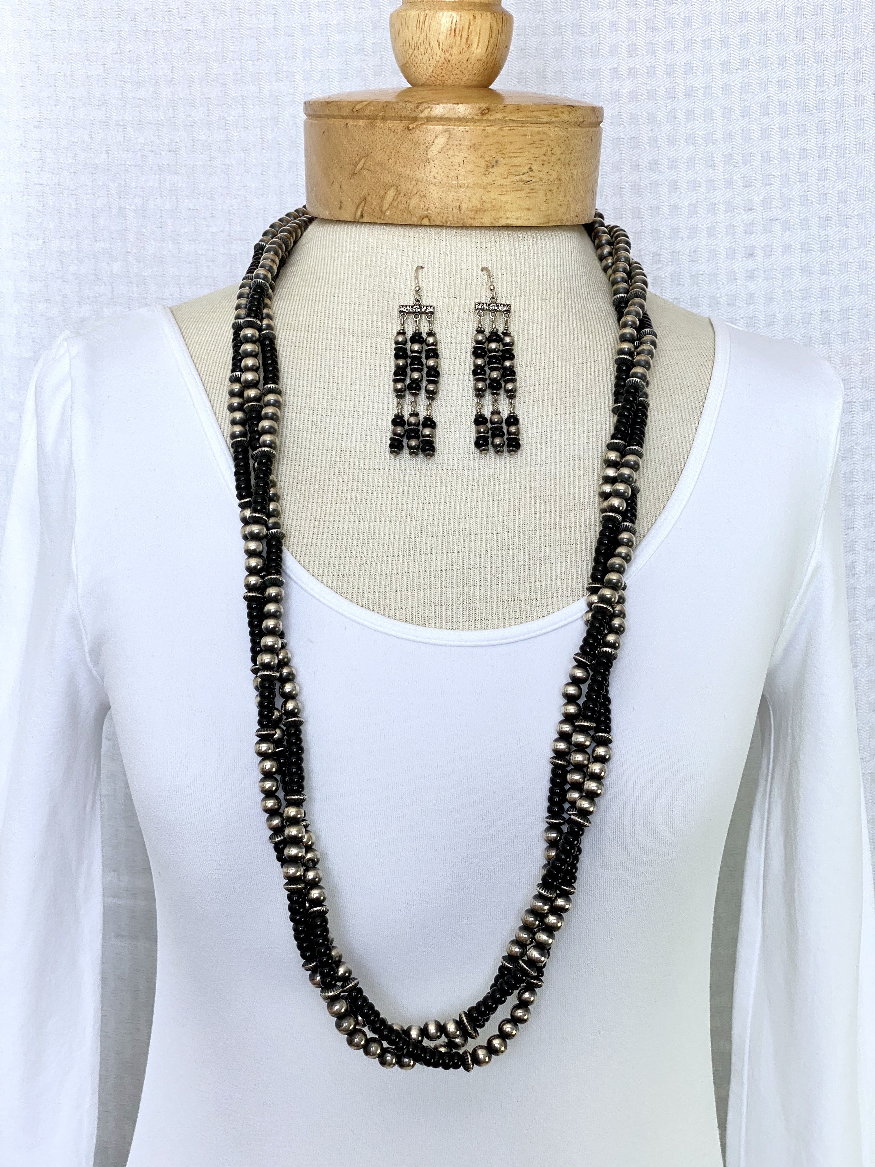 Twisted Onyx