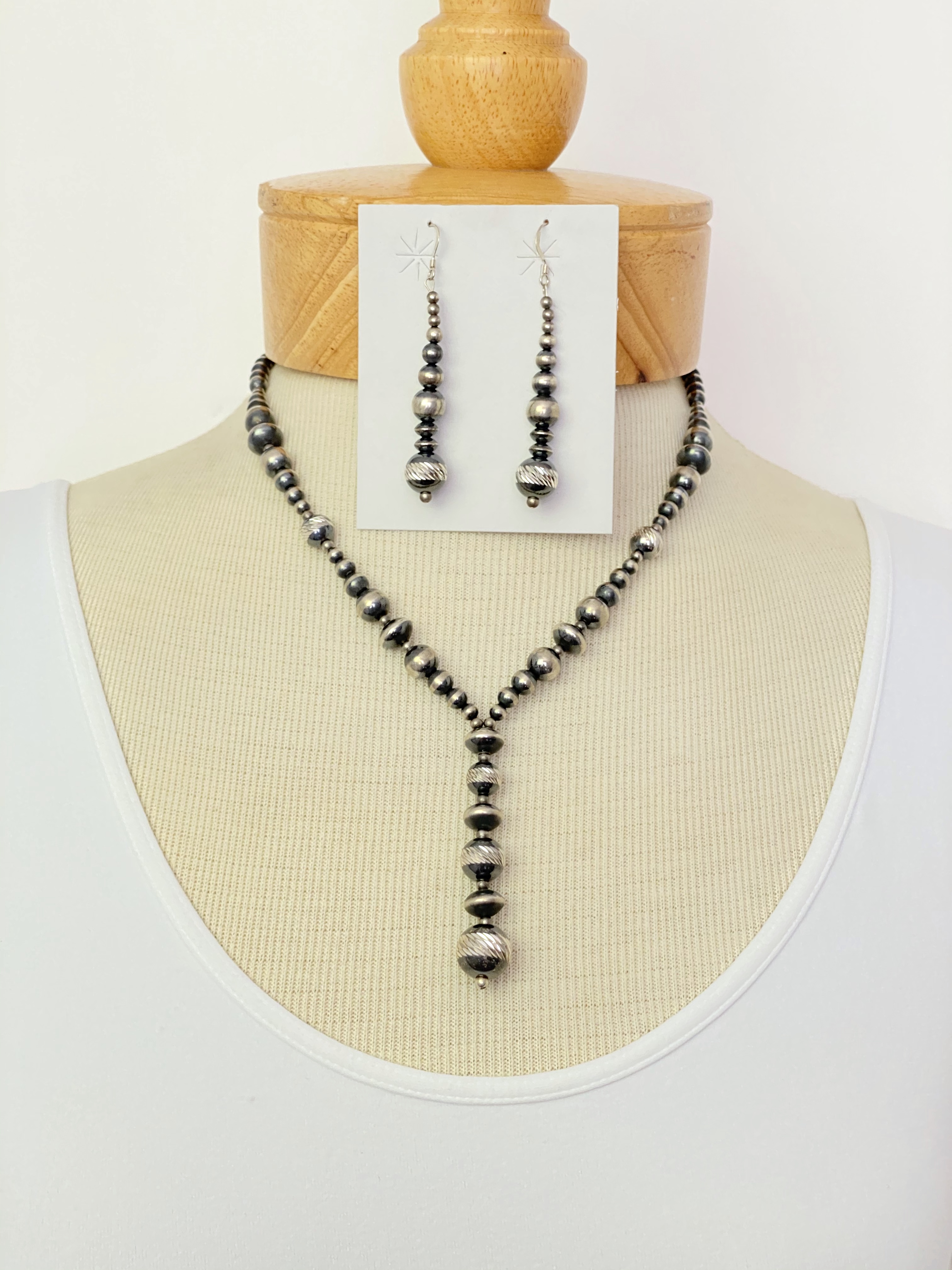 Diamond cut silver bead necklace