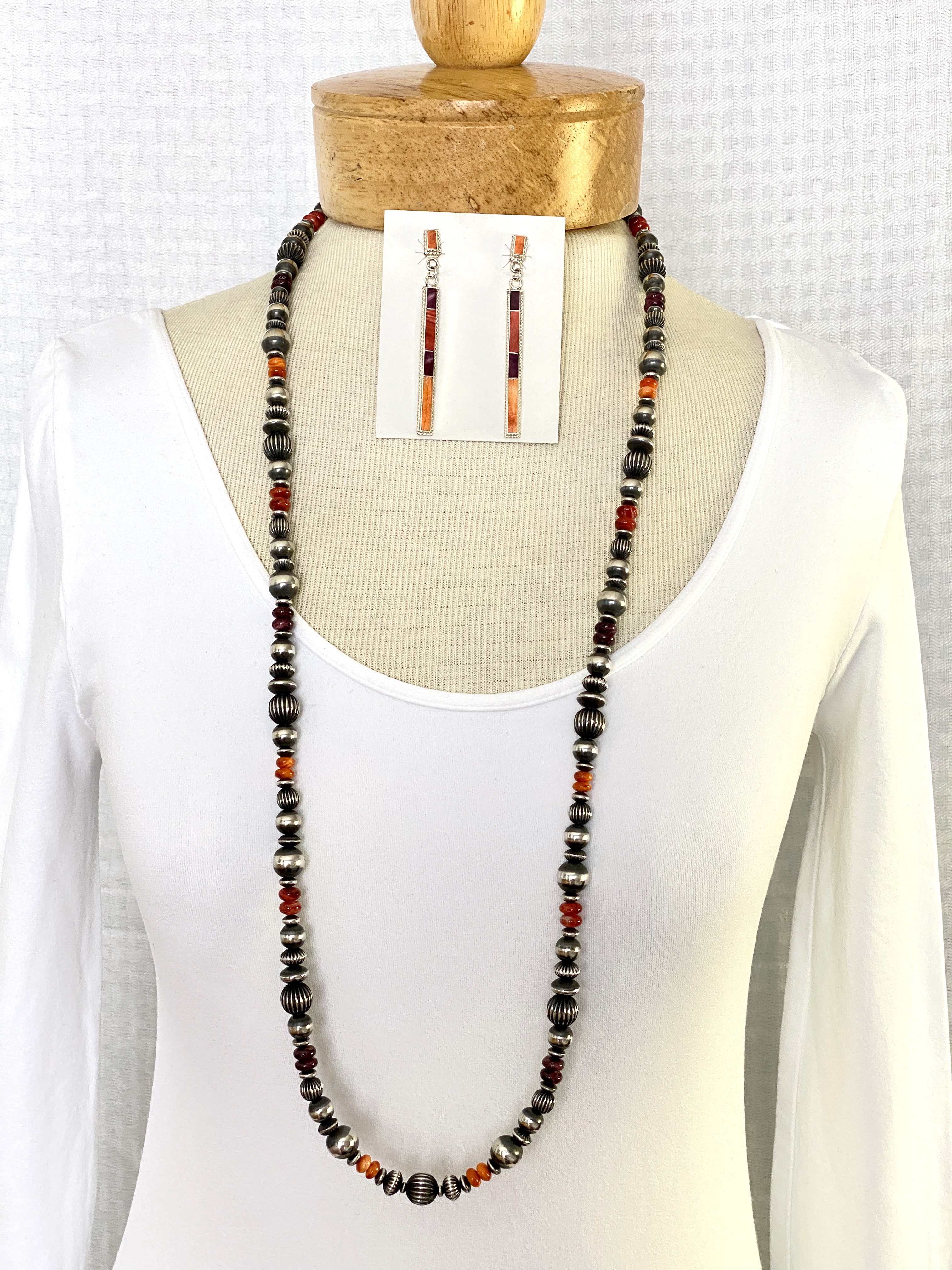 Silver bead gemstone necklace