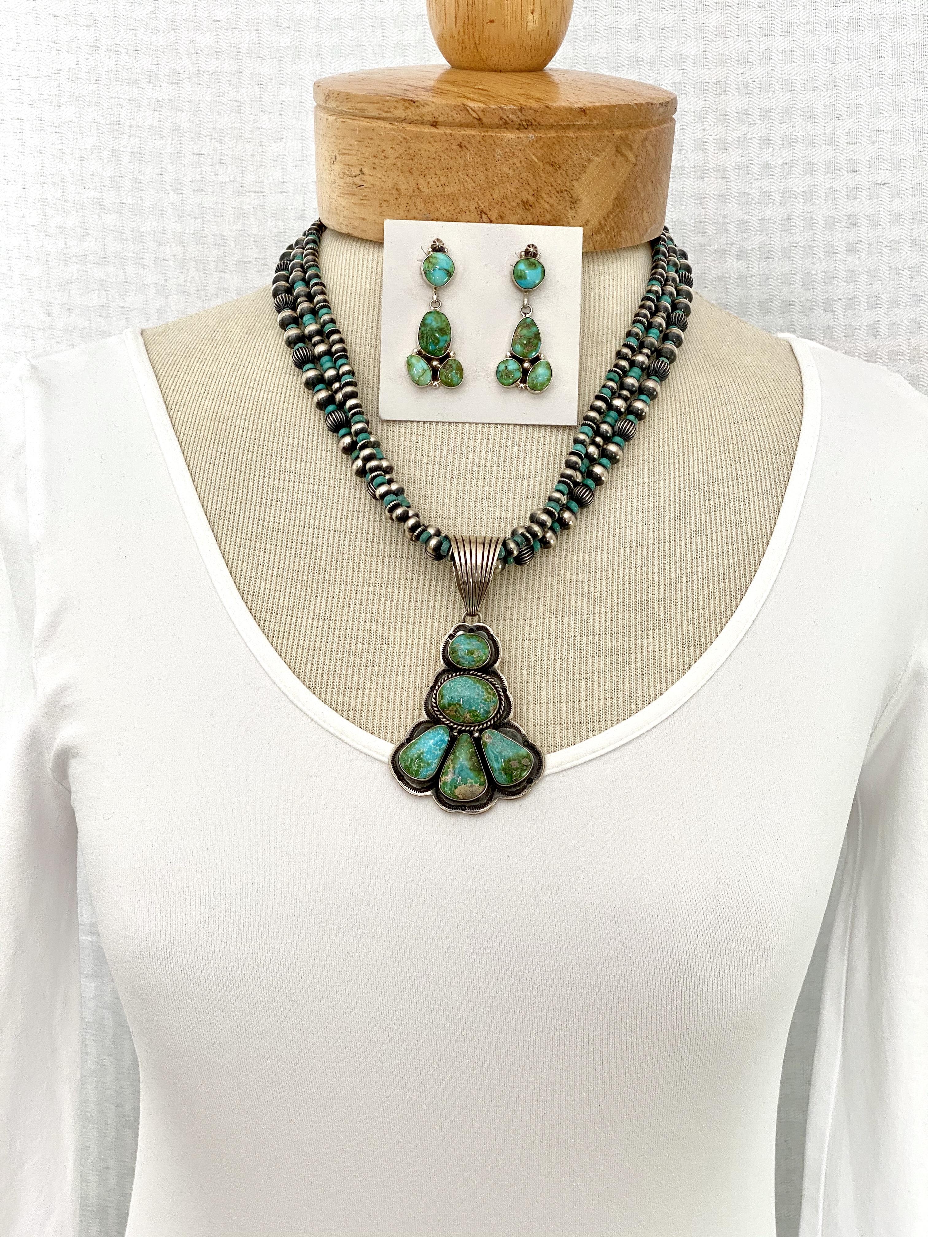 Multistrand turquoise