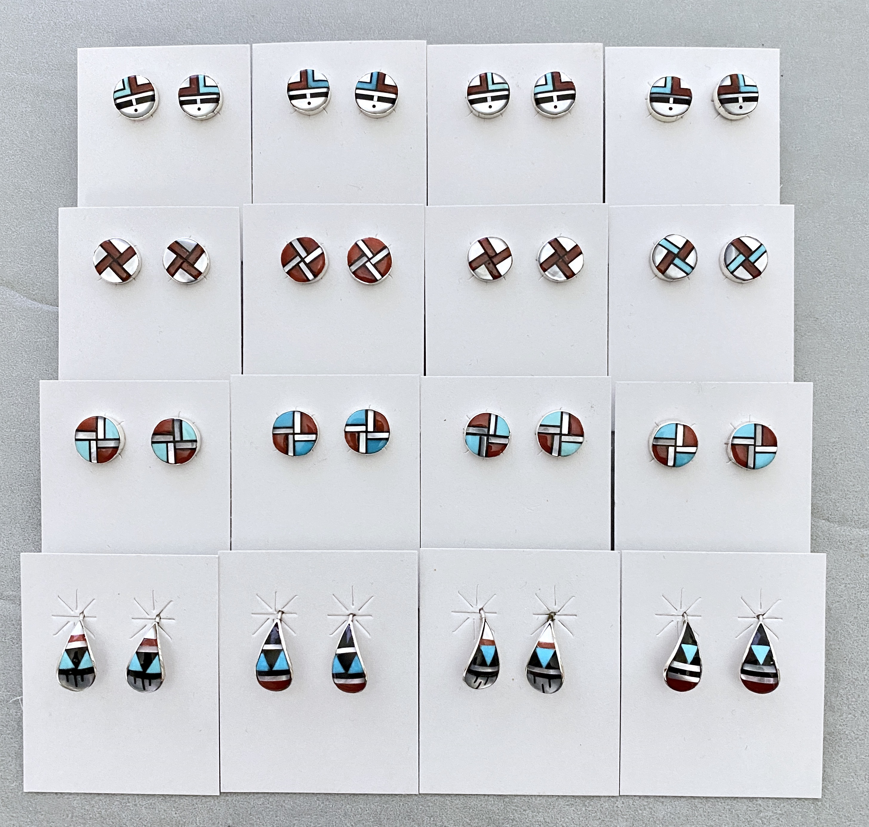 Small assorted multistone