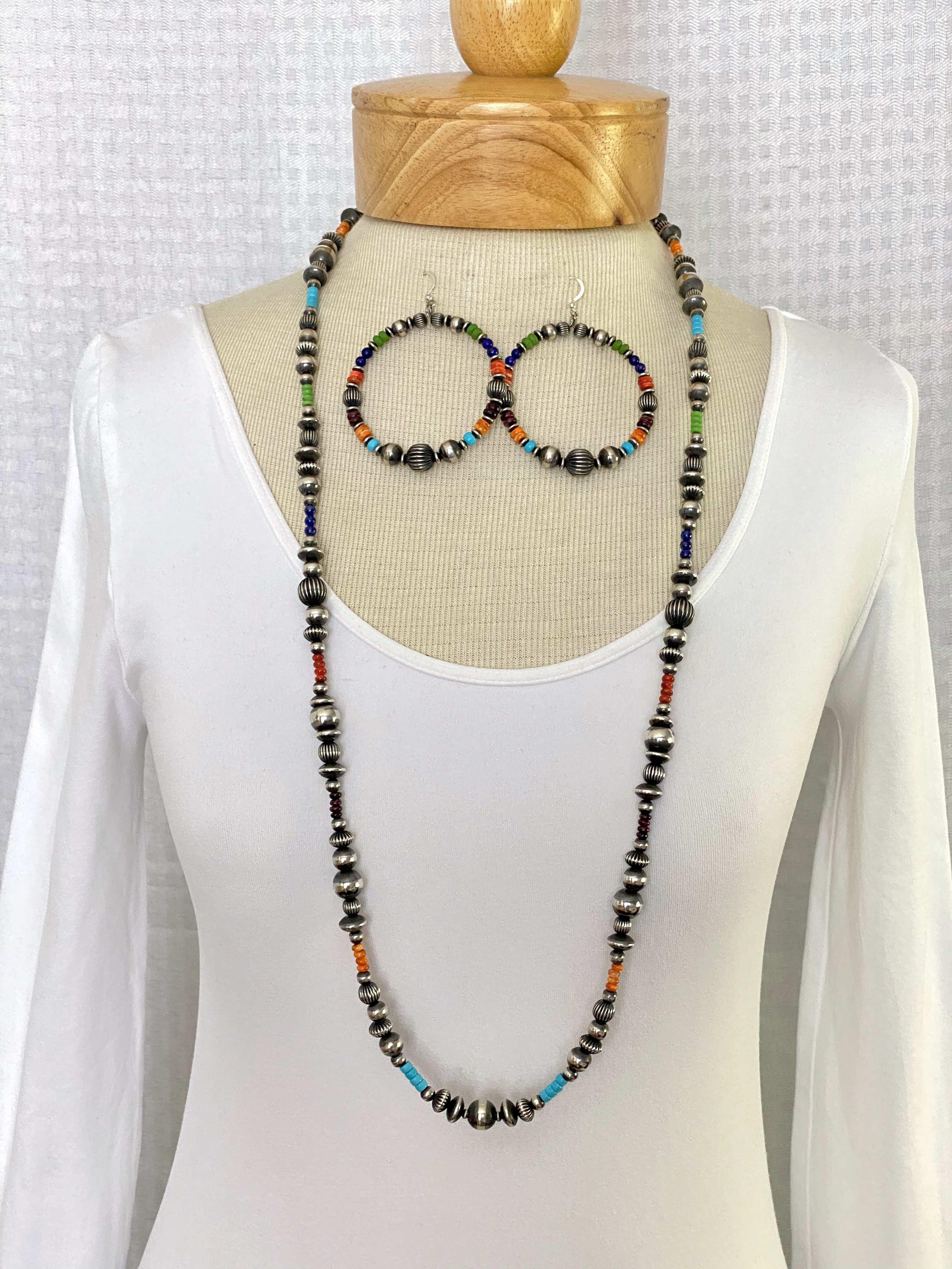 Silver bead gemstone necklace