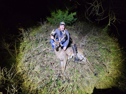 Hunting Kansas Whitetails with Bellwildlife Specialities & Dirtnap Outdoors 2022