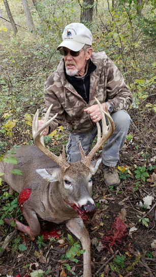 Bell Wildlife Specialities Hunting Kansas Whitetails 2019