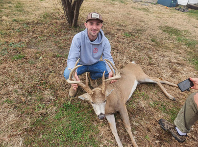 Hunting Kansas Whitetails with Bellwildlife Specialities & Dirtnap Outdoors 2022