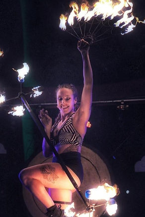 fire tribes photography noisily (11)_edited.jpg