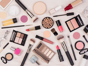 THE IMPORTANCE OF COSMETICS TODAy