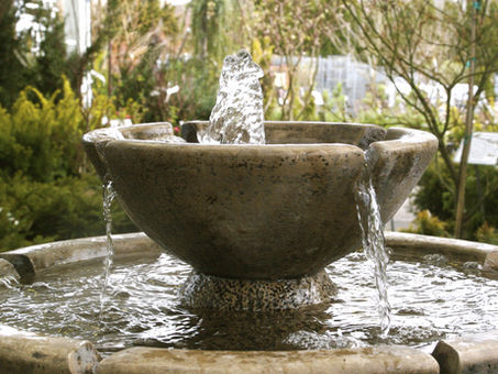 The Advantages of Adding Water Features to a Landscape Design